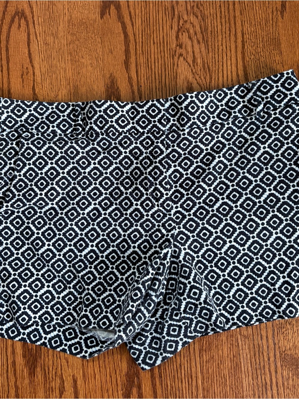 LOFT Black and White Geo Print Riviera  Shorts